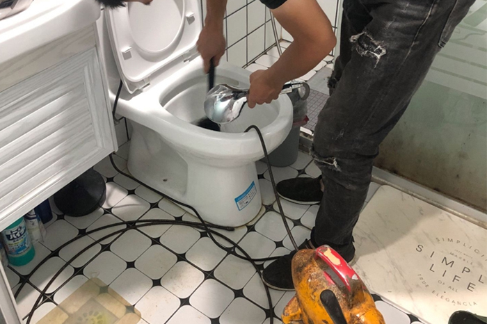 兴平疏通下水道